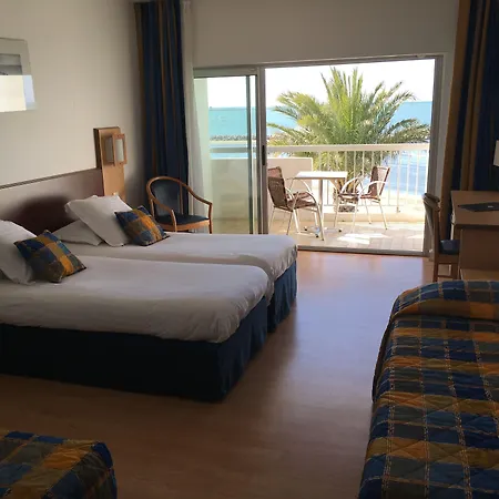 Restaurant Splendid Camargue 3* לה-גרו-דו-רואה