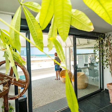 Restaurant Splendid Camargue 호텔 르그로뒤후아